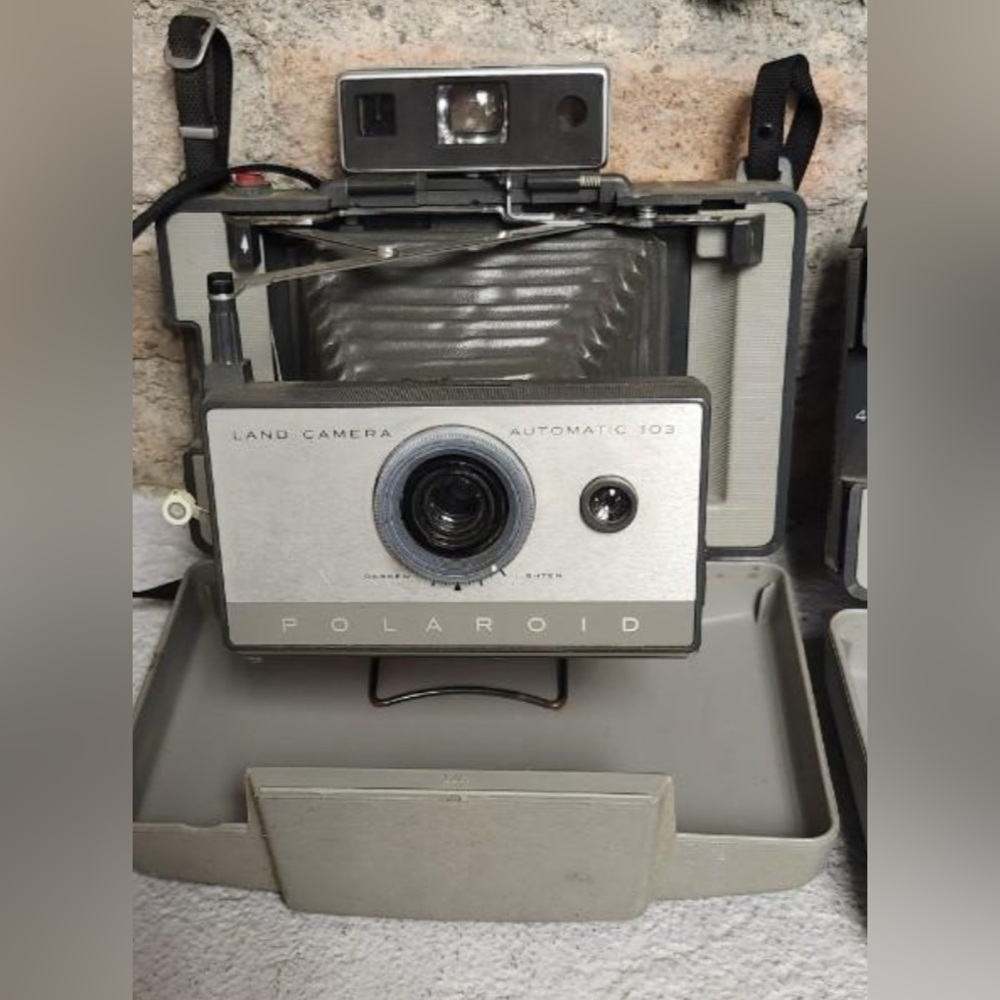 Polaroid Land Camera Automatic 103 - Gray untested